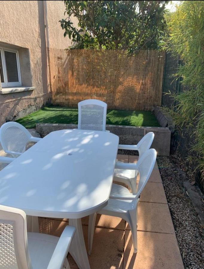 Rez De Villa Avec Place De Parking Et Vue Mer. La Ciotat Exteriör bild